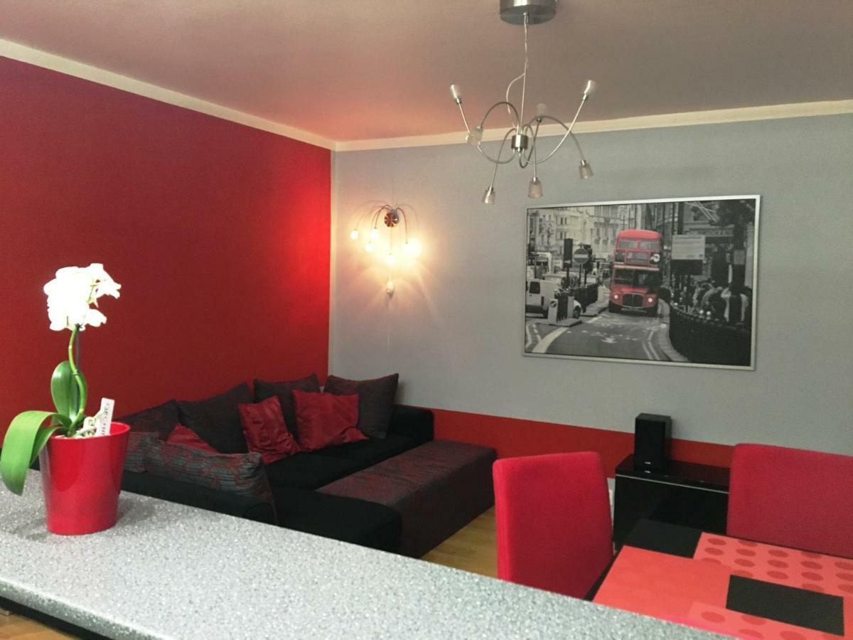 Apartment Scirocco Prague - Two Bedroom Apartment Екстер'єр фото